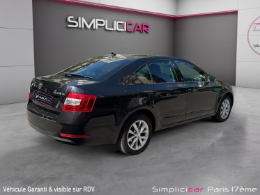 Skoda octavia combi 2.0 tdi 150 ch scr fap dsg7 business/ radar de recul / garantie 12 mois occasion paris 17ème (75)(porte...