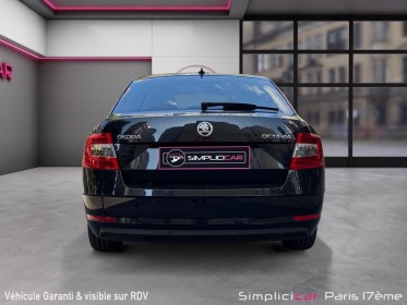 Skoda octavia combi 2.0 tdi 150 ch scr fap dsg7 business/ radar de recul / garantie 12 mois occasion paris 17ème (75)(porte...