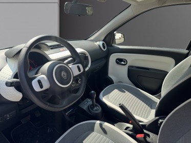 Renault twingo iii 0.9 tce 90 e6c zen edc / radar de recul / garantie 12 mois occasion paris 17ème (75)(porte maillot)...