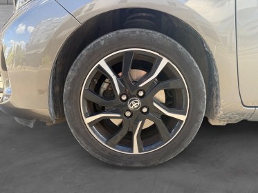 Toyota yaris hybride lca 2016 100h collection toit panoramique, caméra recul, entretien toyota, garantie 12 mois occasion...