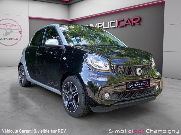 Smart forfour 90 ch ss ba6 prime toits panoramiques- carplay -aide au stationnement -bluetooth occasion champigny-sur-marne...