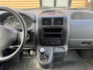Peugeot expert fourgon tole 229 l2h1 1.6 hdi 90 fap confort occasion simplicicar compiegne simplicicar simplicibike france