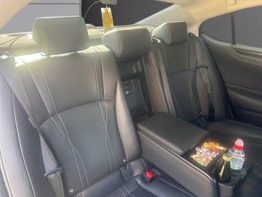 Lexus es300h apple carplay, 4 vitres éléctrique, toit panoramique, regulateur et limiteur de vitesse, garantie 12 mois,...