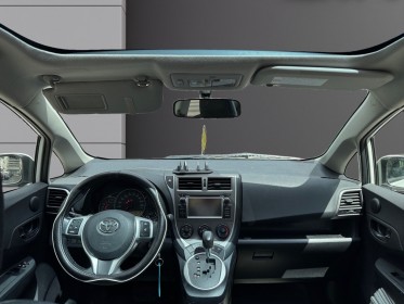 Toyota  verso-s 1.3 vvt-i 100 skyview/ toit panoramique / radar de recul / garantie 12 mois occasion paris 17ème (75)(porte...