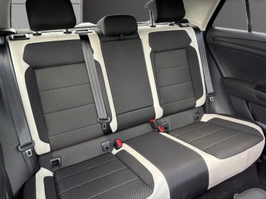 Volkswagen t-roc 1.5 tsi 150 evo.      apple carplay    camera de recul   carat    garantie 12 mois occasion simplicicar...