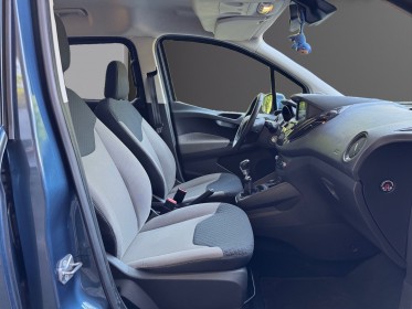 Ford tourneo courier 1.0 e 100 bv6 ss titanium occasion champigny-sur-marne (94) simplicicar simplicibike france