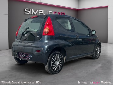 Peugeot 107 1.0e 12v 68 ch blue lion urban occasion simplicicar reims simplicicar simplicibike france