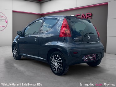 Peugeot 107 1.0e 12v 68 ch blue lion urban occasion simplicicar reims simplicicar simplicibike france