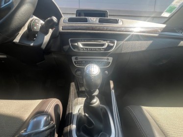 Renault megane iii berline dci 130 fap eco2 euro 5 xv de france occasion avignon (84) simplicicar simplicibike france