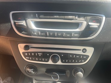 Renault megane iii berline dci 130 fap eco2 euro 5 xv de france occasion avignon (84) simplicicar simplicibike france