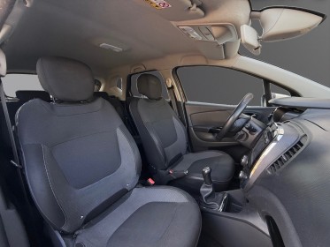 Renault captur tce 90 energy intens/garantie 12 mois/entretien complet/camera de recul/ecran tactile occasion montreuil...