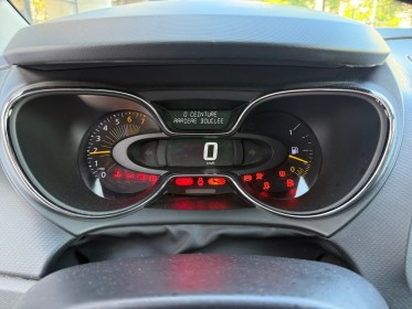 Renault captur tce 90 energy intens/garantie 12 mois/entretien complet/camera de recul/ecran tactile occasion montreuil...
