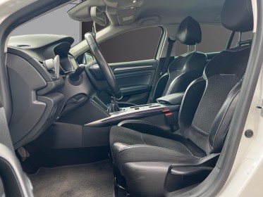 Renault megane iv estate dci 130 energy intens occasion parc voitures beauvais simplicicar simplicibike france