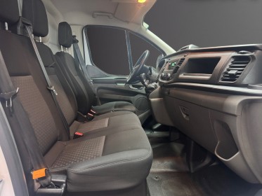 Ford transit custom fourgon 300 l1h1 2.0 ecoblue 130 trend business tva récupérable occasion simplicicar pau simplicicar...