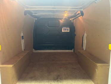 Ford transit custom fourgon 300 l1h1 2.0 ecoblue 130 trend business tva récupérable occasion simplicicar pau simplicicar...