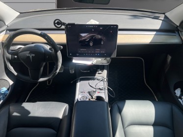 Tesla model y standard rwd garantie 24 mois tesla toit panoramique caméra 360°. occasion simplicicar villejuif  simplicicar...