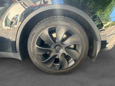 Tesla model y standard rwd garantie 24 mois tesla toit panoramique caméra 360°. occasion simplicicar villejuif  simplicicar...