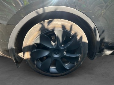 Tesla model y standard rwd garantie 24 mois tesla toit panoramique caméra 360°. occasion simplicicar villejuif  simplicicar...