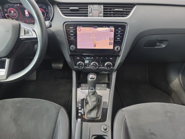 Skoda octavia combi 2.0 tdi 184 ch scr fap dsg7 4x4 scout - toit ouvrant - sieges chauffant - garantie 12 mois occasion parc...
