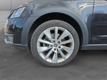 Skoda octavia combi 2.0 tdi 184 ch scr fap dsg7 4x4 scout - toit ouvrant - sieges chauffant - garantie 12 mois occasion parc...