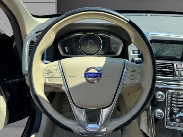 Volvo xc60 t5 245 ch ss xénium geartronic a/ toit ouvrant panoramique/sieges electrique/full entretient volvo occasion paris...