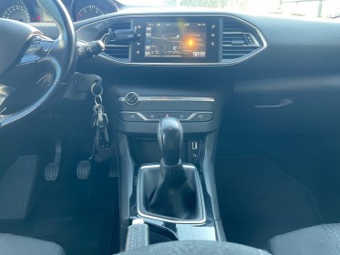 Peugeot 308 1.2 puretech 110ch ss bvm5 style, courroie changer psa, garantie 12 mois occasion simplicicar villejuif ...