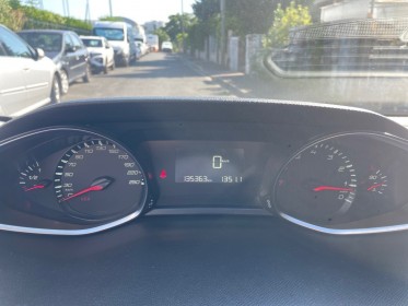 Peugeot 308 1.2 puretech 110ch ss bvm5 style, courroie changer psa, garantie 12 mois occasion simplicicar villejuif ...