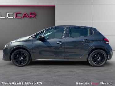 Peugeot 208 1.6 bluehdi 100ch bvm5 active // tres faible kilometres // atelage remorque occasion simplicicar pertuis ...