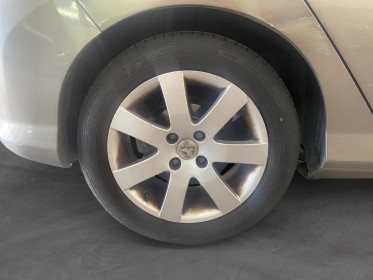 Peugeot 308 1.6 vti 120ch premium // atelage remorque occasion simplicicar pertuis  simplicicar simplicibike france