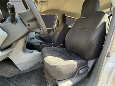 Nissan pixo 1.0 - 68 acenta - garantie 12mois - embrayge neuf - historique d'entretien - faible kilometrage - faible......