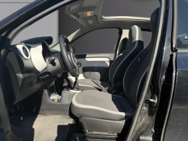Renault twingo iii 0.9 tce 90 energy intens/garantie 12 mois/entretien complet constructeur/toit ouvrant occasion montreuil...