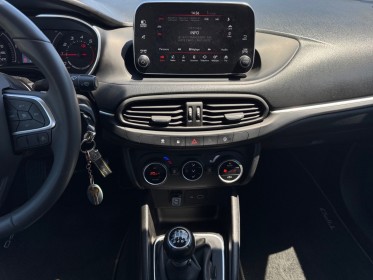 Fiat tipo 5 portes my19 e6d 1.4 95 ch lounge carplay caméra occasion montpellier (34) simplicicar simplicibike france