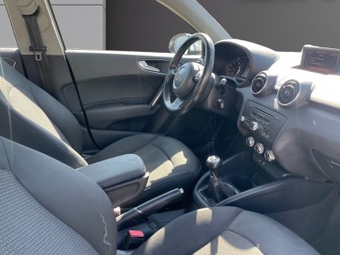 Audi a1 1.2 tfsi 86 ambiente / radars arriÈres / climatisation / rÉvision ok / garantie 12 mois occasion simplicicar salon...