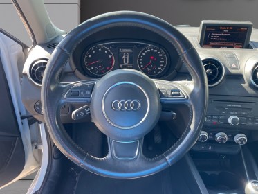 Audi a1 1.2 tfsi 86 ambiente / radars arriÈres / climatisation / rÉvision ok / garantie 12 mois occasion simplicicar salon...