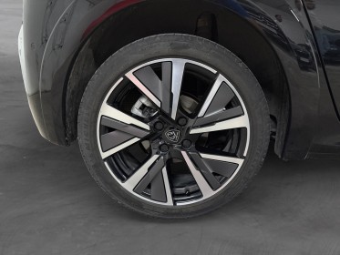 Peugeot 208 100 ch eat8 gt /suivi complet peugeot/ occasion simplicicar pertuis  simplicicar simplicibike france