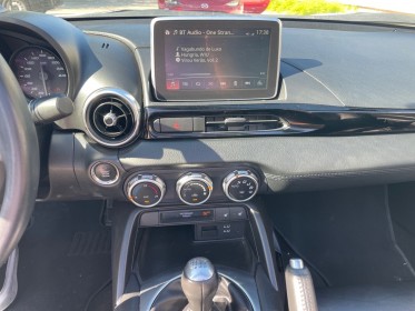 Fiat 124 spider 1.4 multiair 140 ch lusso / son bose / caméra / sièges chauffants / clim auto occasion simplicicar salon de...