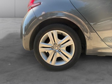 Peugeot 208 1.2 puretech 82ch bvm5 style courroie changée garantie 12 mois occasion simplicicar mery-sur-oise simplicicar...
