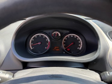 Opel corsa 1.2 - 80 twinport essentia / garantie 12 mois occasion simplicicar rouen simplicicar simplicibike france