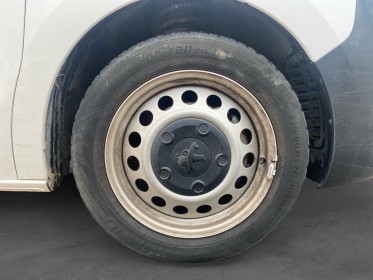 Peugeot expert fourgon gn tole standard 2.0l bluehdi 145 ss eat8 asphalt - 1er main, caméra de recul, l 242cm, l 152cm -......