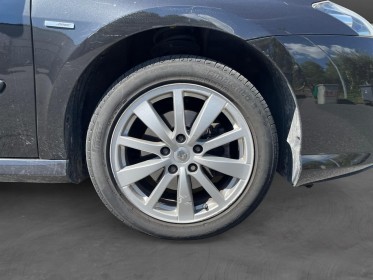 Renault laguna 2.0 dci 130 fap eco2 bose edition occasion simplicicar brie-comte-robert simplicicar simplicibike france