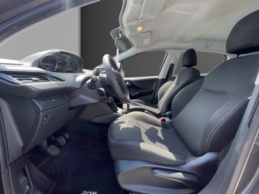 Peugeot 208 business luehdi 100ch ss bvm5 active business occasion simplicicar meaux simplicicar simplicibike france