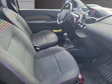 Renault twingo ii 1.2 lev 16v 75 eco2 summertime //garantie 12 mois// occasion simplicicar lille  simplicicar simplicibike...
