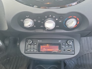 Renault twingo ii 1.2 lev 16v 75 eco2 summertime //garantie 12 mois// occasion simplicicar lille  simplicicar simplicibike...
