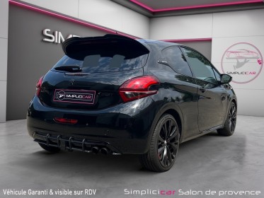 Peugeot 208 1.6 bluehdi 120ch bvm6 gt line / carplay / radars ar / diffuseur sport occasion simplicicar salon de provence...