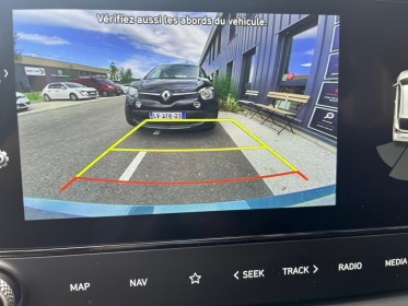 Hyundai i20 1.2 84 intuitive - faible kms - carplay - garantie constructeur 2029 occasion simplicicar lyon nord  simplicicar...