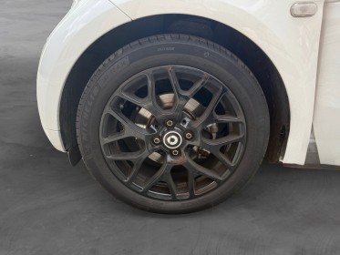 Smart fortwo coupe 1.0 71 ch ss passion/cabriolet/garantie 12 mois/entretien complet/carlay/echappement sport occasion...