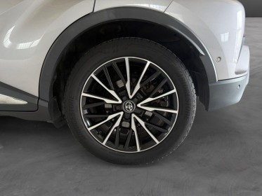 Toyota c-hr hybride rc18 122h collection entretien complet toyota camera 360 sièges chauffants garantie 12 mois occasion...