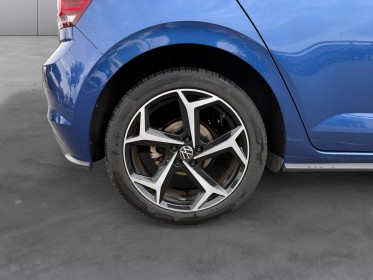 Volkswagen polo 1.0 tsi 110 ss bvm6 r-line exclusive toit ouvrant garantie 12 mois occasion simplicicar royan simplicicar...