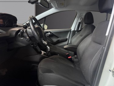 Peugeot 208 puretech 82ch ss bvm5 allure occasion simplicicar pau simplicicar simplicibike france