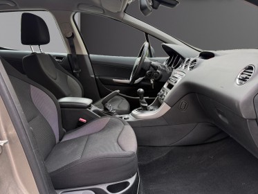 Peugeot 308 phase ii 1.6 vti 120ch active - regulateur limiteur de vitesse - bluetooth occasion simplicicar lagny ...